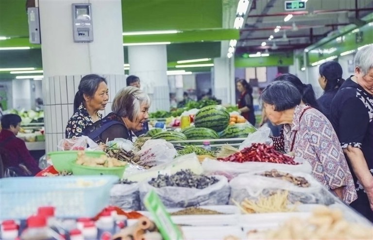 永川：推进市场精细化管理 让老城“烟火气”散发“文明香”