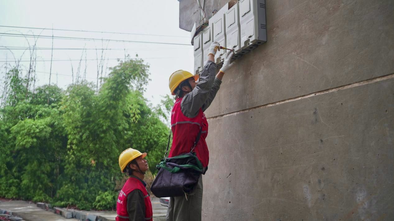 “电力安全+金融反诈”双管齐下共筑安全防线