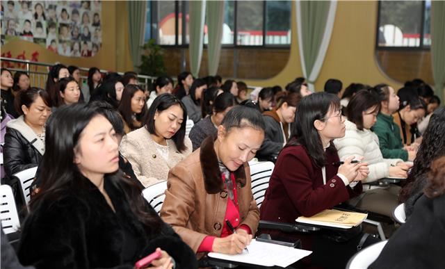 “目”浴阳光健康成长