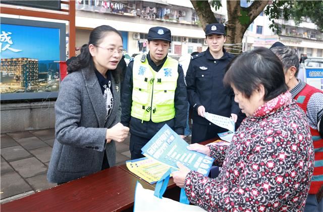 多部门联合开展:普法面对面服务心贴心