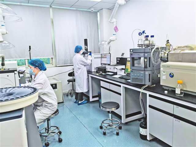 双城周刊｜细算每笔“生态账”守护每块“饭碗田”川渝携手为生态保护加上“法治锁”