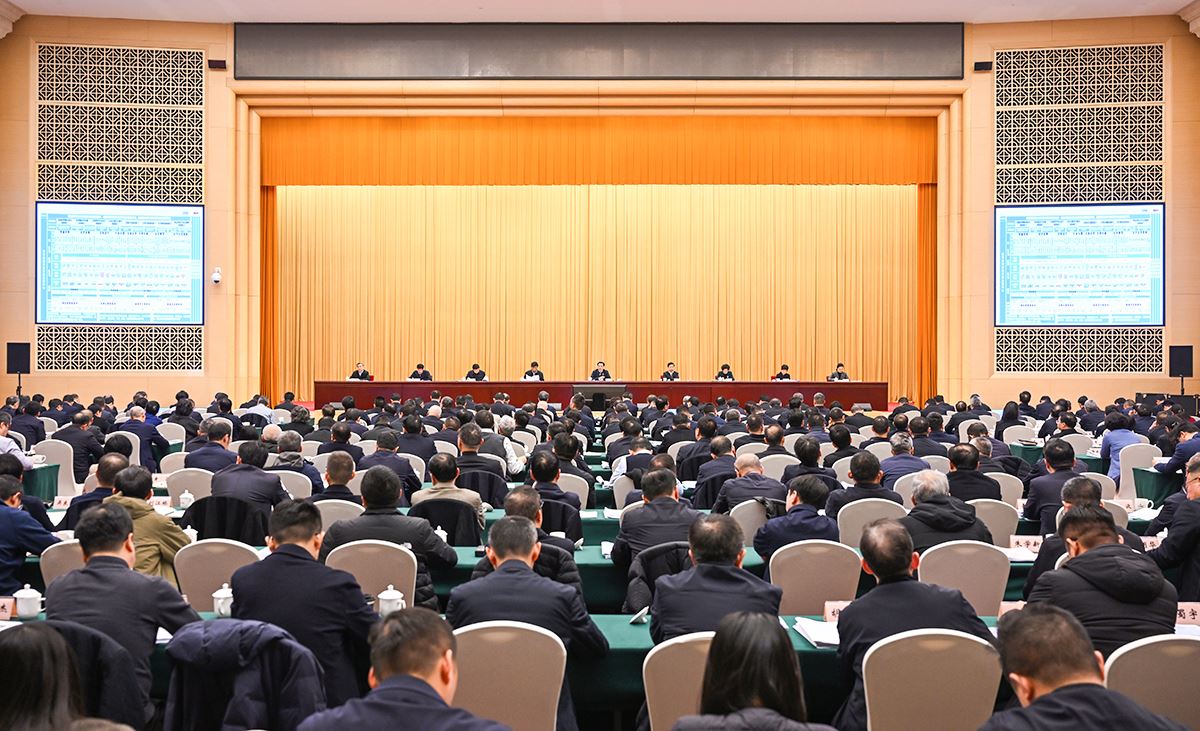 袁家军：扎实推动数字重庆基本能力向体系能力迈进