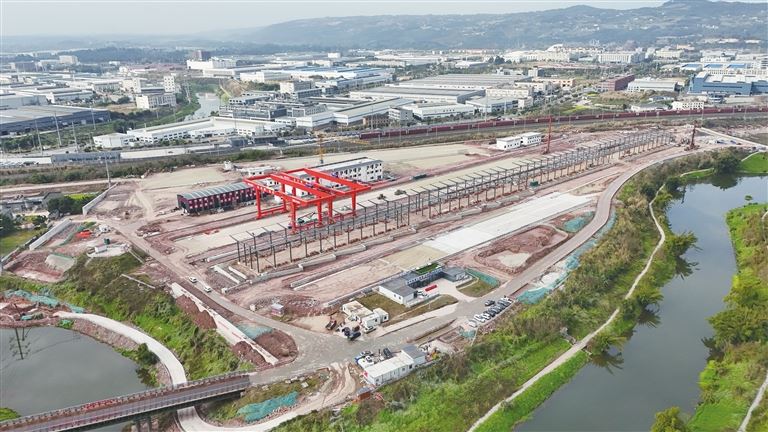 永川枢纽港产业园栏杆滩项目火热开工冲刺5月铁路专用线通车