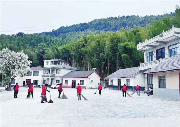 茶竹村驼家店大院子：院坝变了样日子更敞亮