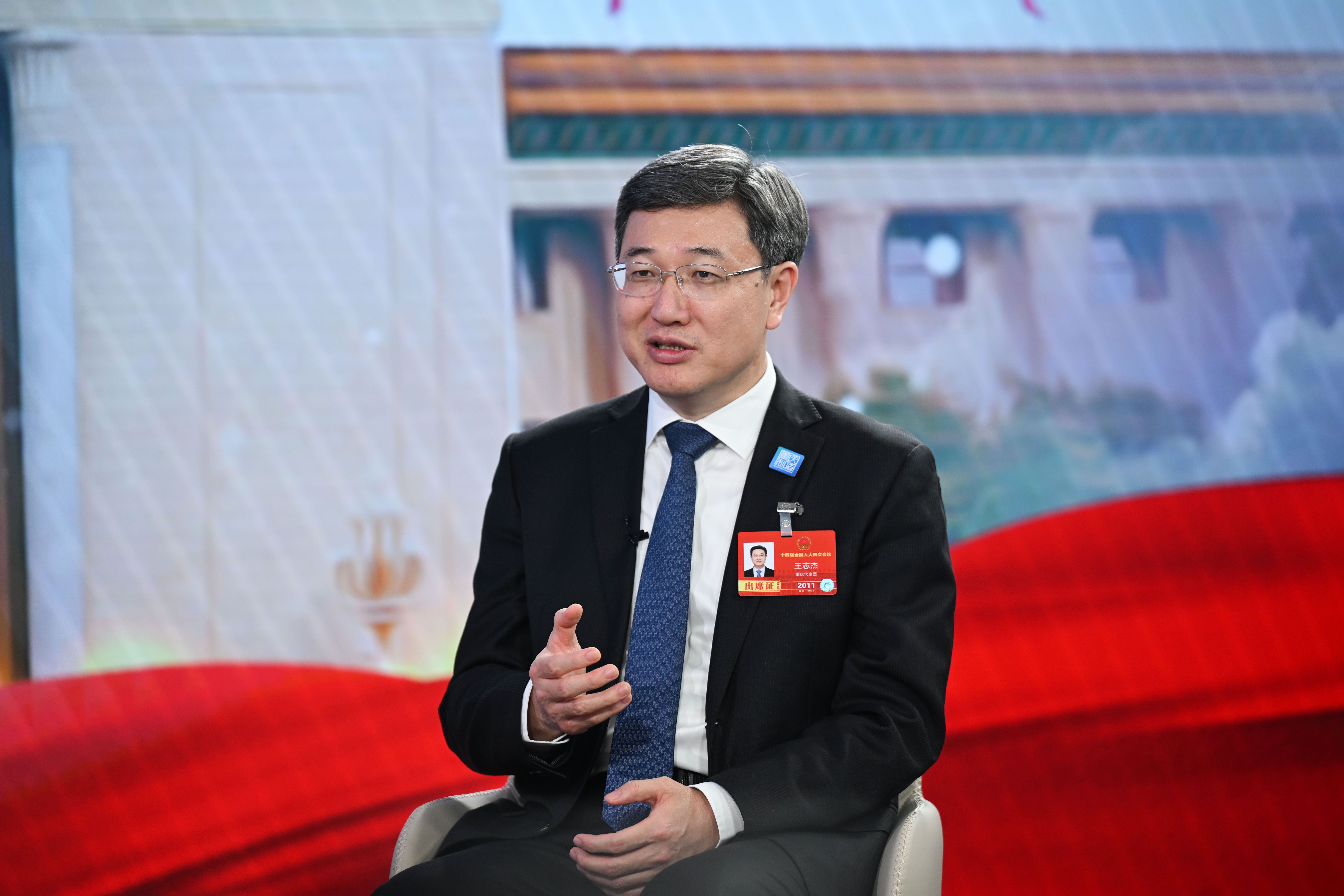 两会热话题｜努力开新局，提升成渝地区双城经济圈发展能级